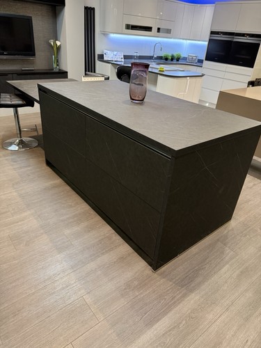 Kitchen island ex - island, display